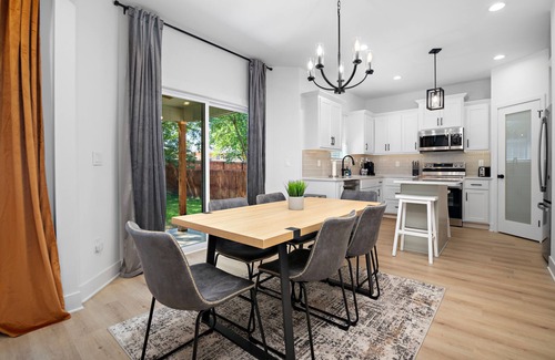 Raytown House | Home Away From Home