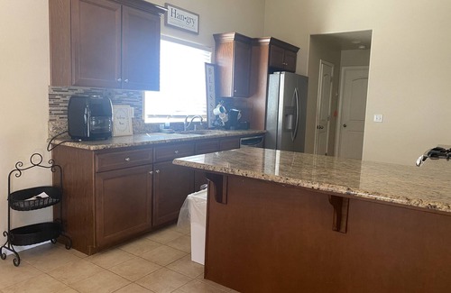 Visalia House | Home away from home