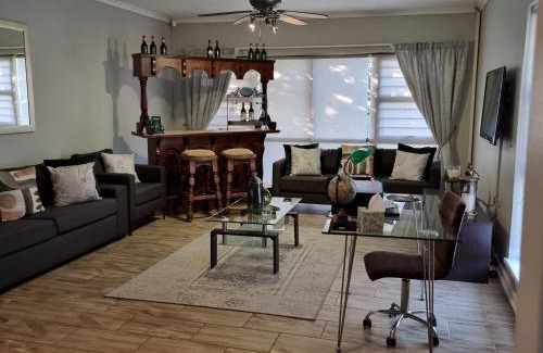 Lorraine House | Home Away From Home