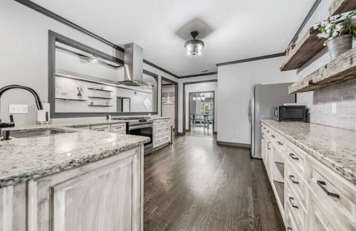 Buford House | Home Away From Homen