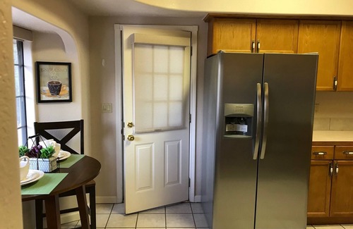 Three Rivers House | Home away home . Near sequoia National Park