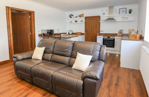 Wisbech Apartment | HOME BARN, romantic, with a garden in Upwell