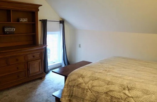 Waterbury Center House | Home Close to Stowe (perfect for ski/snowboarding)