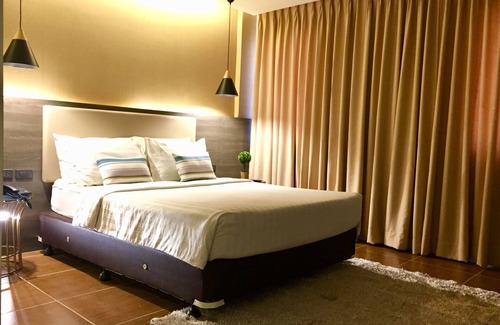 Davao Hotel | Home Crest Hotel
