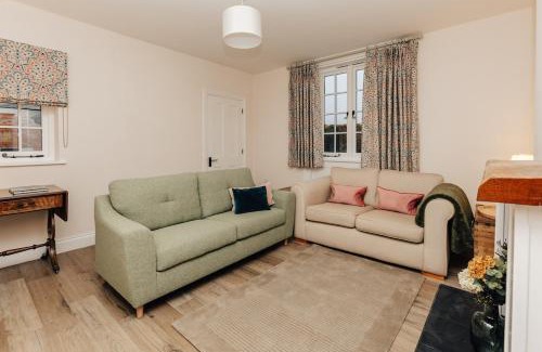 Cuddesdon House | Home Farm Holiday Homes - Sleeps 26