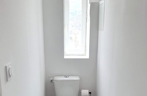 Chateau-Arnoux-Saint-Auban Apartment | Homerez - Nice appartement for 4 ppl. at Château-Arnoux-Saint-Auban