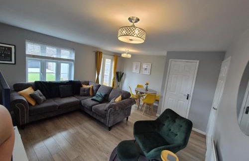Burslem House | Home from home - ample parking