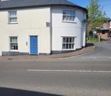 Axminster Apartment | Home from Home - Axminster