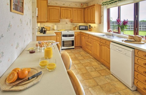 Belford Cottage | Home from home - with a large garden!