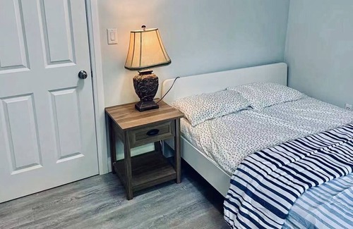 North York House | Home in North York-Walk to Shops at Donmills