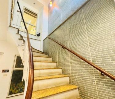 Hang Dao Apartment | Home in Old Quarter HÀ NỘI - Ta Hien street