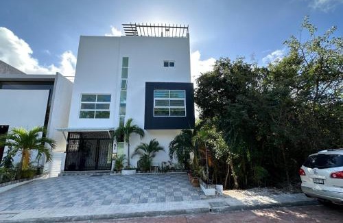 Cancun House | Home in Puerto Morelos 5BD 7BR Roof Toop Pool
