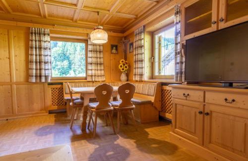 Racines Apartment | Home in the Alps