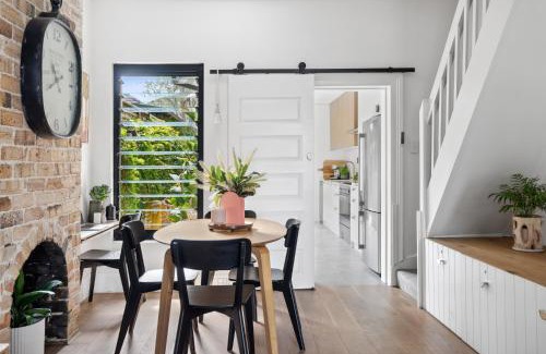 Waverley House | Home in Waverley