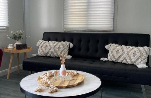 Guildford Apartment | Home is where the heart is.