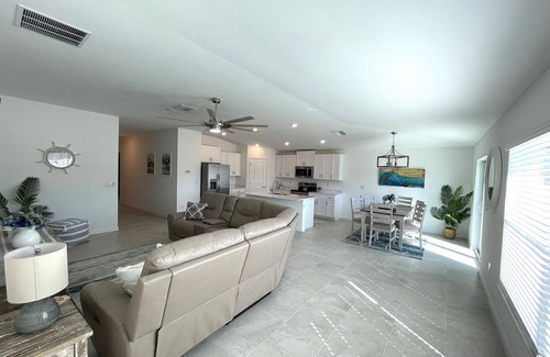 Rotonda Lakes House | Home near golf course & beaches in peaceful Rotonda West