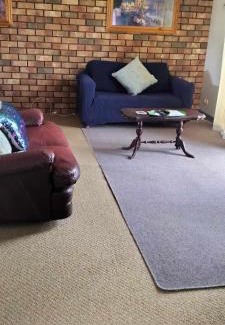 Duncan Cabin | Home on the Bay on Esplanade and Buller St Kingscote-3 people in 2 nights get the 3rd night free