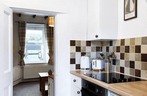Pateley Bridge Cottage | Home-Private Bathroom-Cottage-Street View