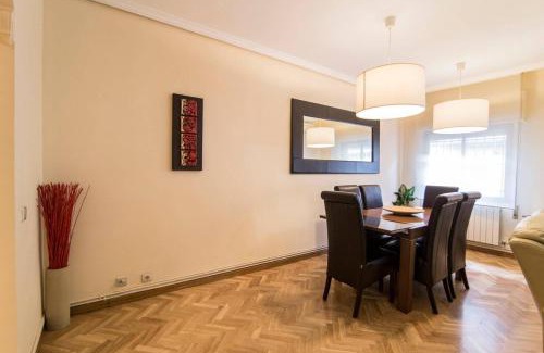 La Latina Apartment | Home & Private Terrace WIFI + AIRCON