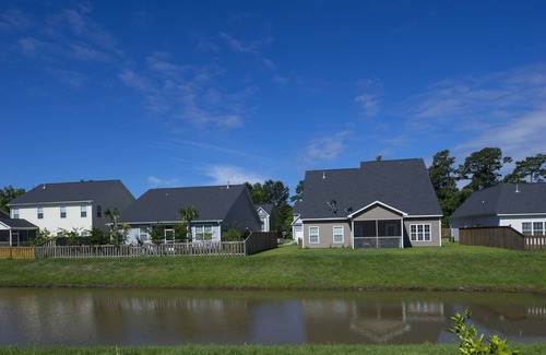 North Charleston House | Home Spacious 5 Bdr Home Centrally Located !