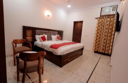 South Extension Bed & Breakfast | Home Stay Cum Bed and Breakfast