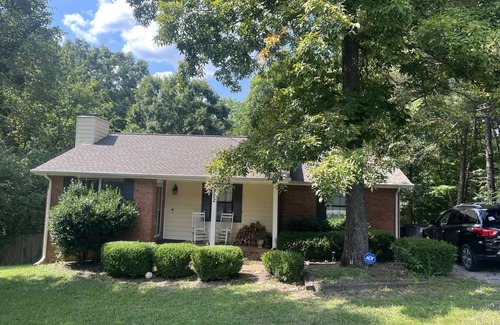 Goodlettsville House | Home surrounded by Nature super Cozy and Convenient to Nashville