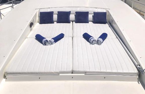 Empuriabrava Boat Rental | Home Sweet Boat - Chambres d'hôtes