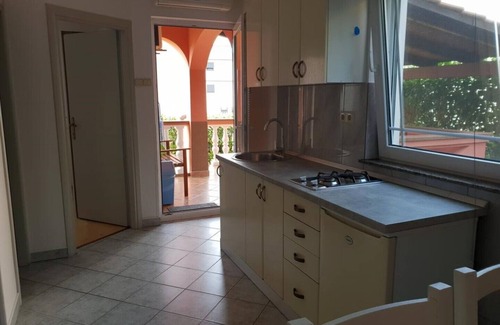 Bogovici Apartment | Home Sweet Home, Beach Breeze and White Sands Awaits you!