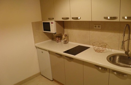 Bogovici Apartment | Home Sweet Home, Beach Breeze and White Sands Awaits you!