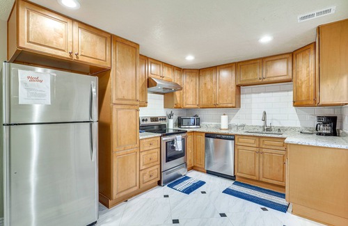 South Jordan Apartment | Home Theater & Patio: South Jordan Basement Unit