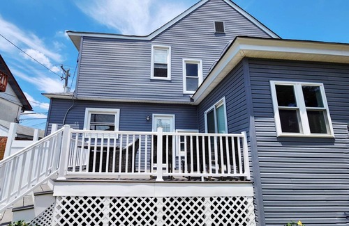 Ventnor City House | Home under 2 blocks from beach, family sized, pet friendly