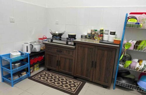Batu Arang House | Home Vacays at Kota Puteri