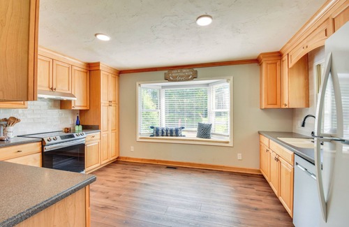 Oconee County House | Home w/Fire Pit on 27 Acres in Walhalla!