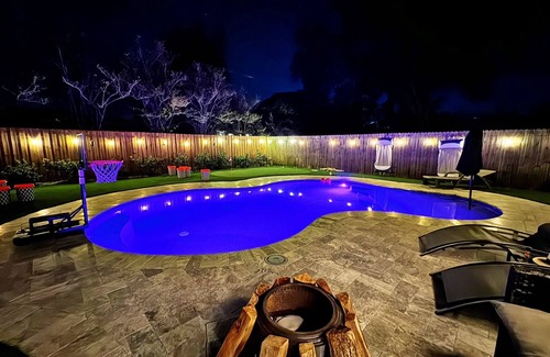 Disston Heights House | Home with a pool and pickleball court minutes from downtown and beach