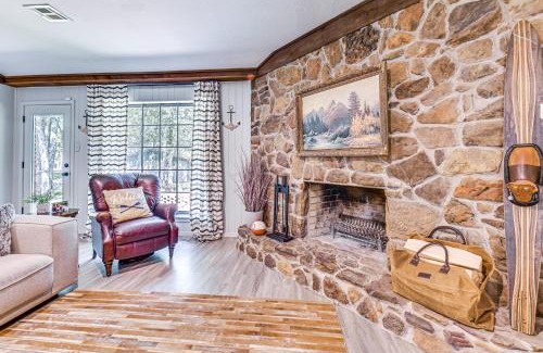 Mead House | Home with Lake Texoma View, Game Room and Bar