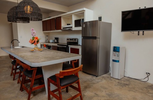 Jaco House | Home with private pool, rooftop, patio, hot tub, AC, WI-FI, pet friendly