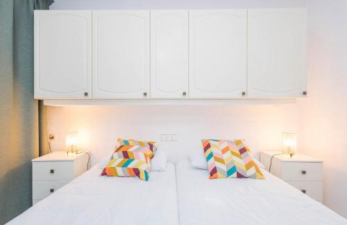 Playa del Ingles Apartment | Home with Terrace in Playa del Ingles-Pool & Beach