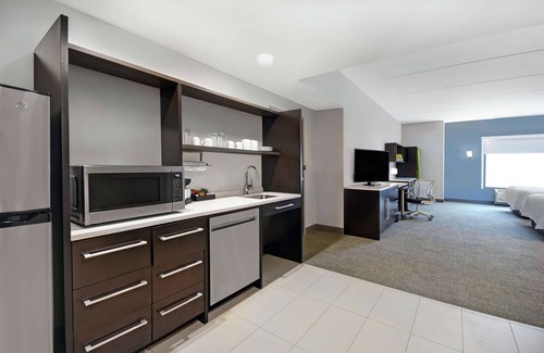 Lawrenceville Hotel | Home2 Suites by Hilton Lawrenceville Atlanta Sugarloaf, GA