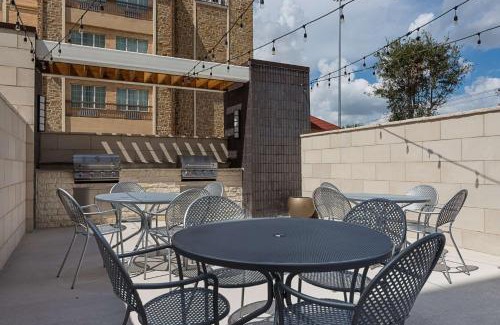South Arlington Hotel | Home2 Suites By Hilton Dallas Grand Prairie