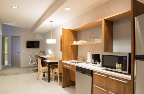 Mile Square Hotel | Home2 Suites by Hilton Indianapolis Downtown