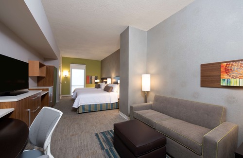 Mile Square Hotel | Home2 Suites by Hilton Indianapolis Downtown