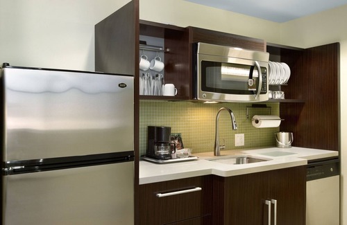 Center City Hotel | Home2 Suites by Hilton Philadelphia - Convention Center, PA