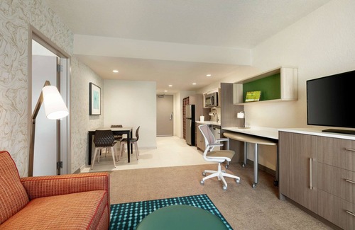 Tampa Hotel | Home2 Suites by Hilton Brandon Tampa, FL