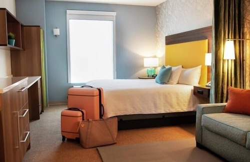Buckner Terrace - Everglade Park Hotel | Home2 Suites By Hilton Dallas East