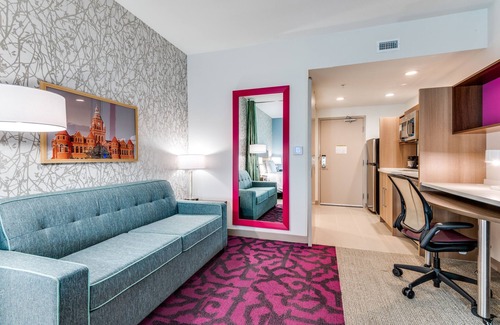 Dallas Hotel | Home2 Suites by Hilton Dallas Medical District Lovefield