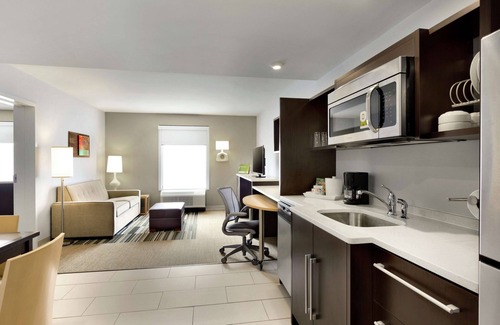 Macon Hotel | Home2 Suites by Hilton Macon I 75 North GA