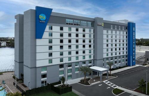 Ludlam Hotel | Home2 Suites By Hilton Miami Airport South Blue Lagoon