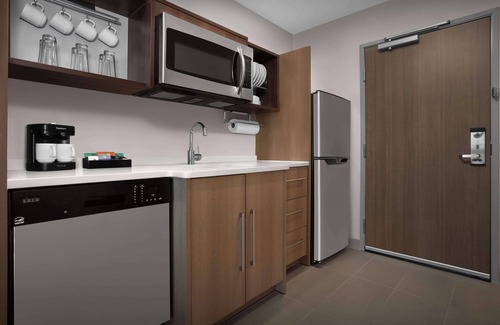 Deer Valley Hotel | Home2 Suites By Hilton Phoenix North Happy Valley