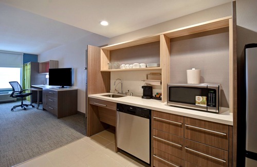 Eau Claire Hotel | Home2 Suites by Hilton Eau Claire South
