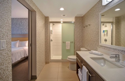 Eau Claire Hotel | Home2 Suites by Hilton Eau Claire South